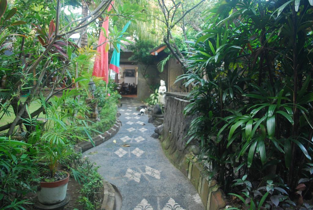 Hotel Sorga Cottages Kuta  Exterior photo