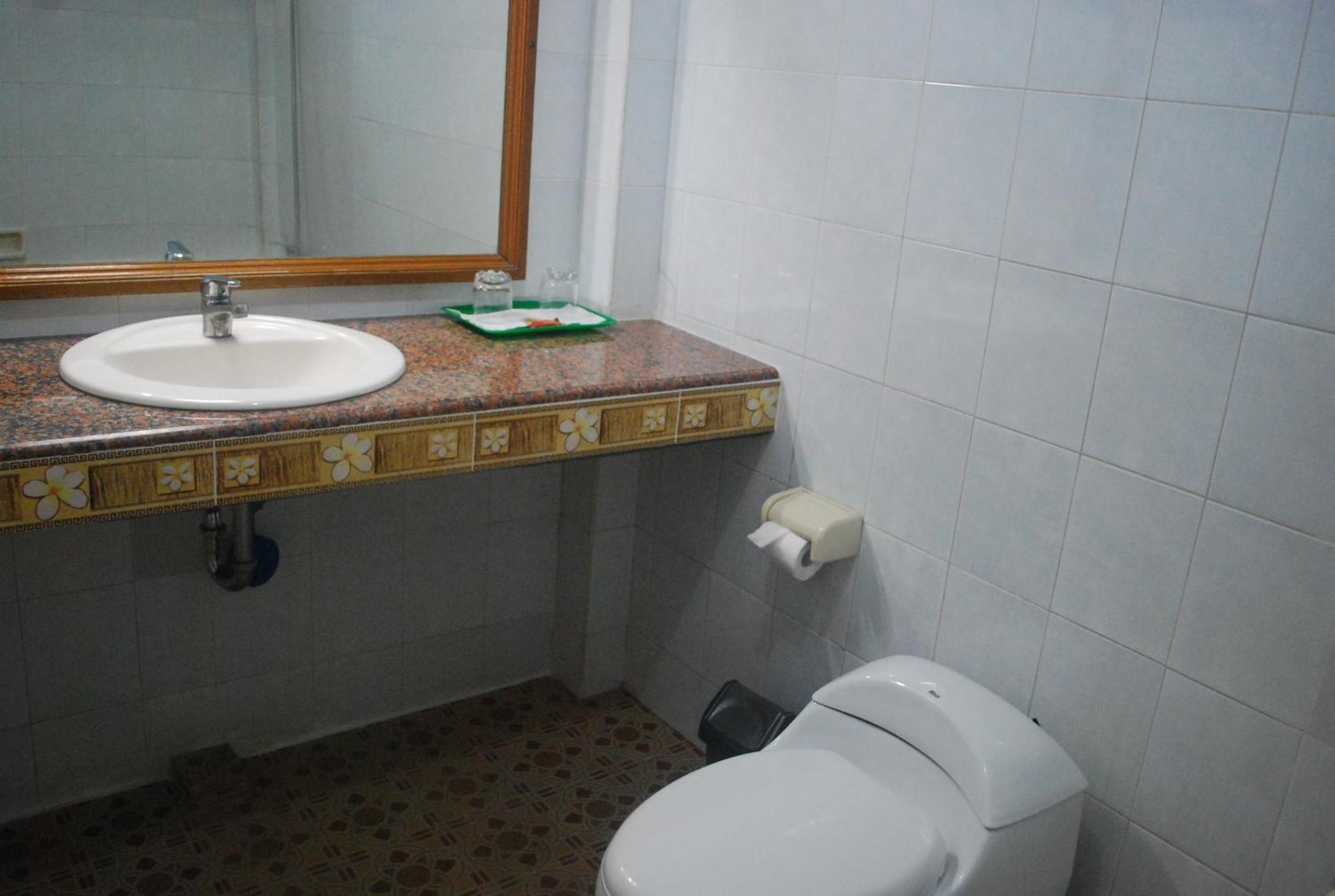 Hotel Sorga Cottages Kuta  Room photo