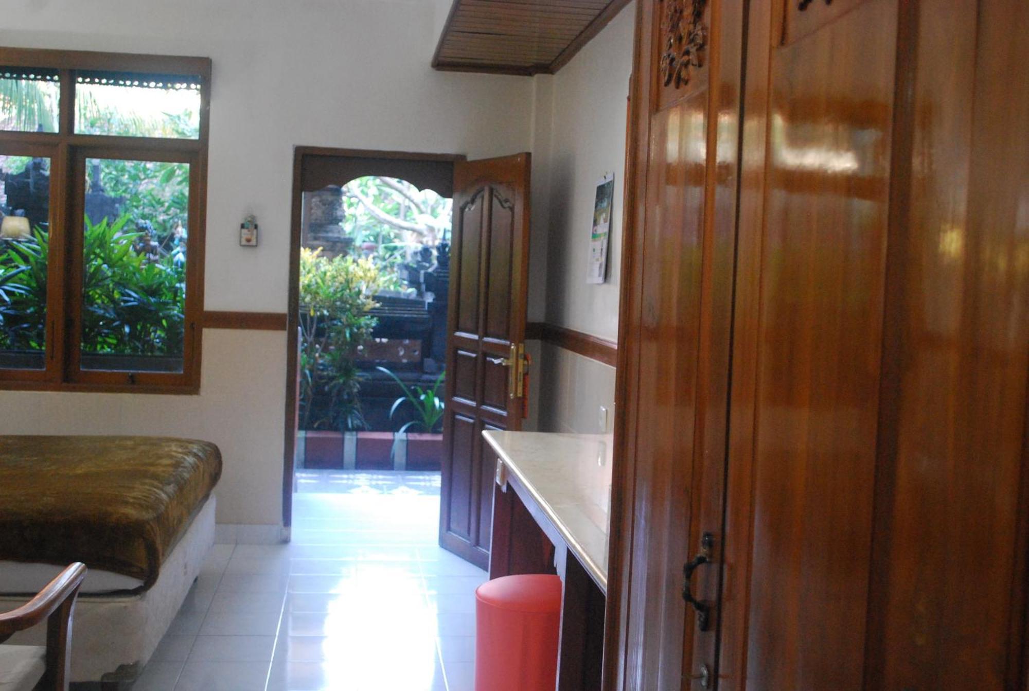 Hotel Sorga Cottages Kuta  Room photo